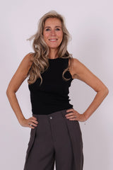 Olina top black