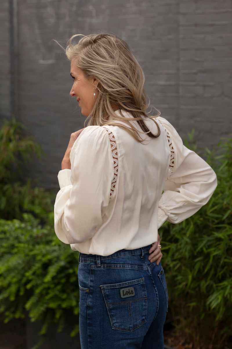 Aila blouse
