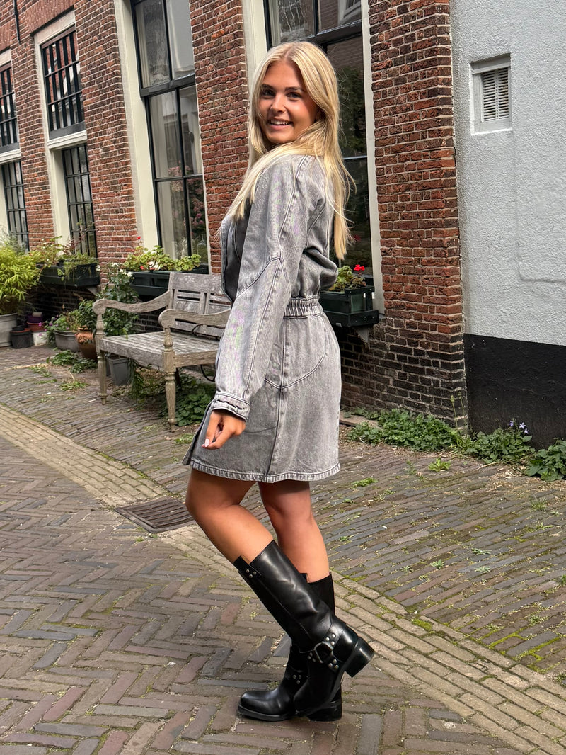 Thili dress