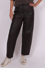 Parla leather barrel