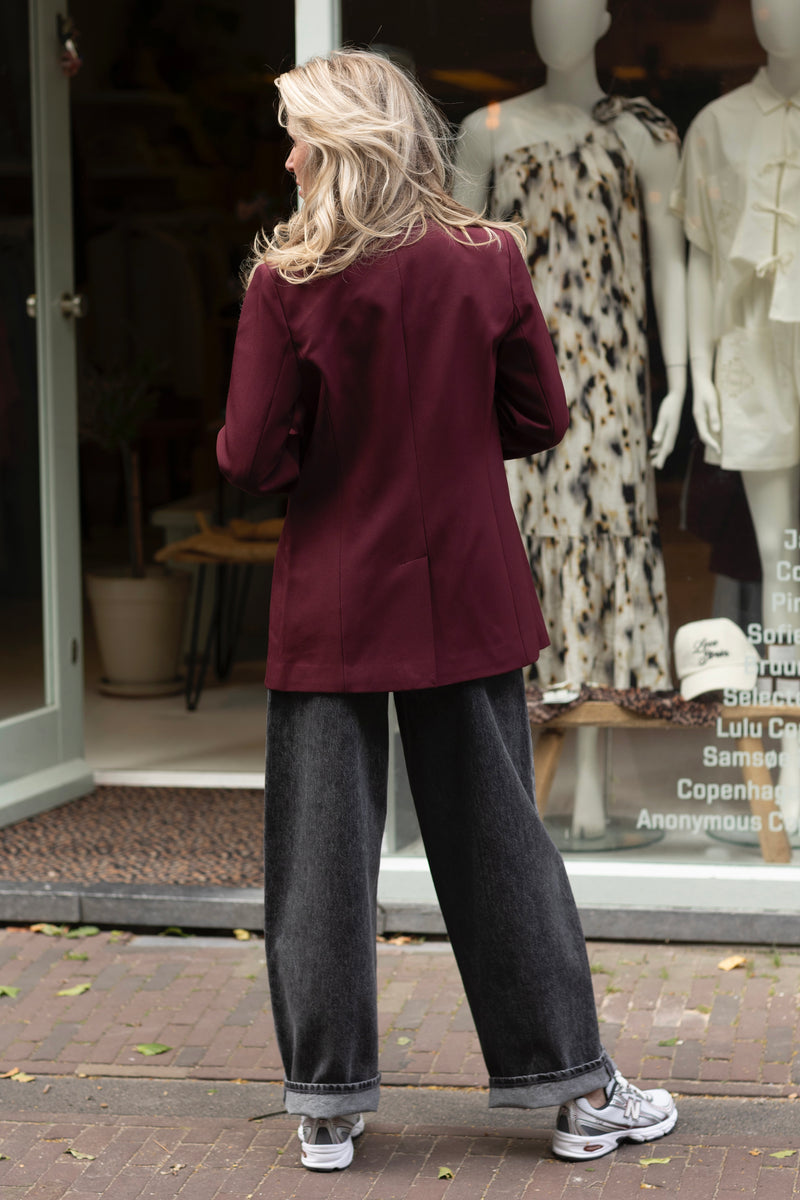 Premiere single blazer