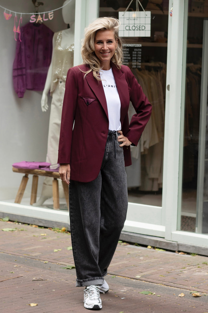 Premiere single blazer