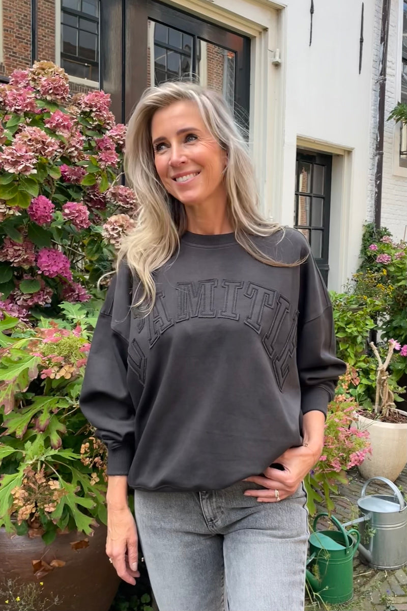 L'Amitié sweater