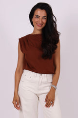 Calli top brick
