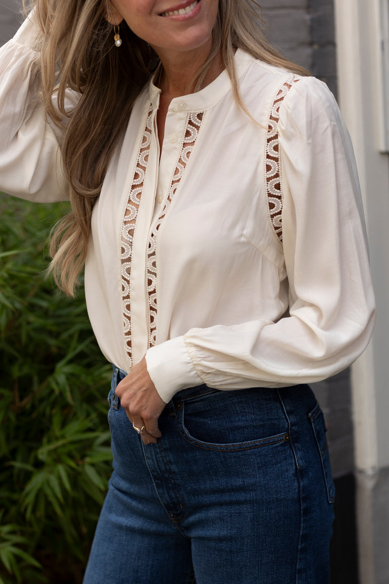Aila blouse