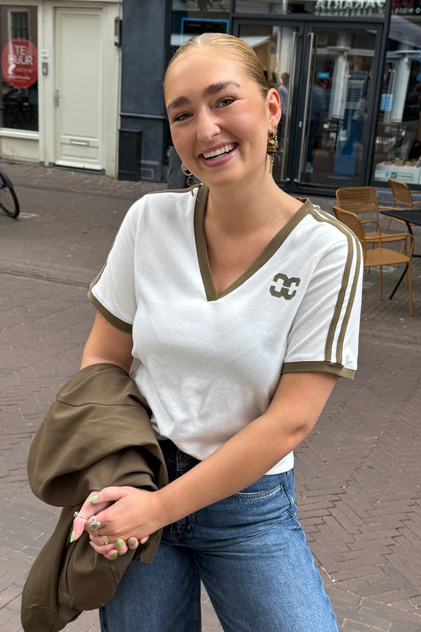 Edge stripe tee