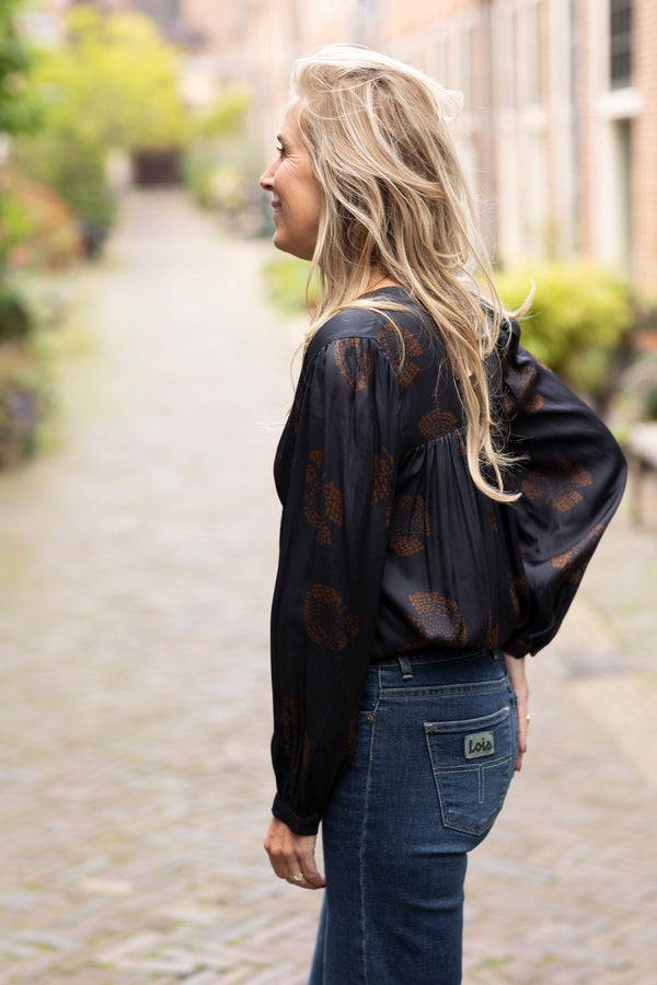 Lalila blouse