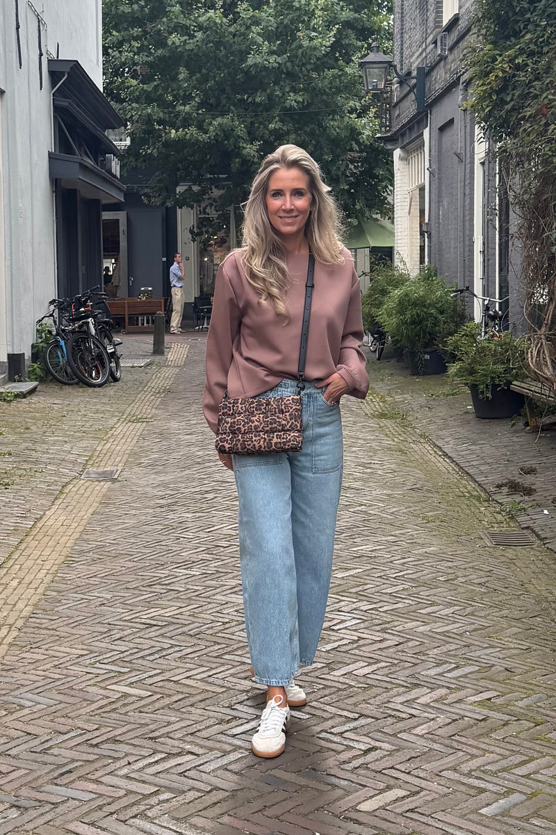 Shoulder pleat sweater