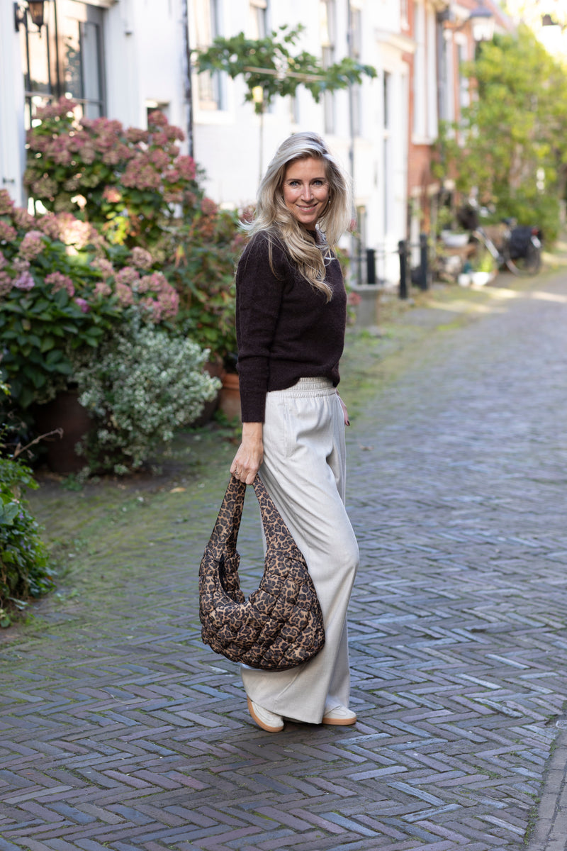 Anour knit brown