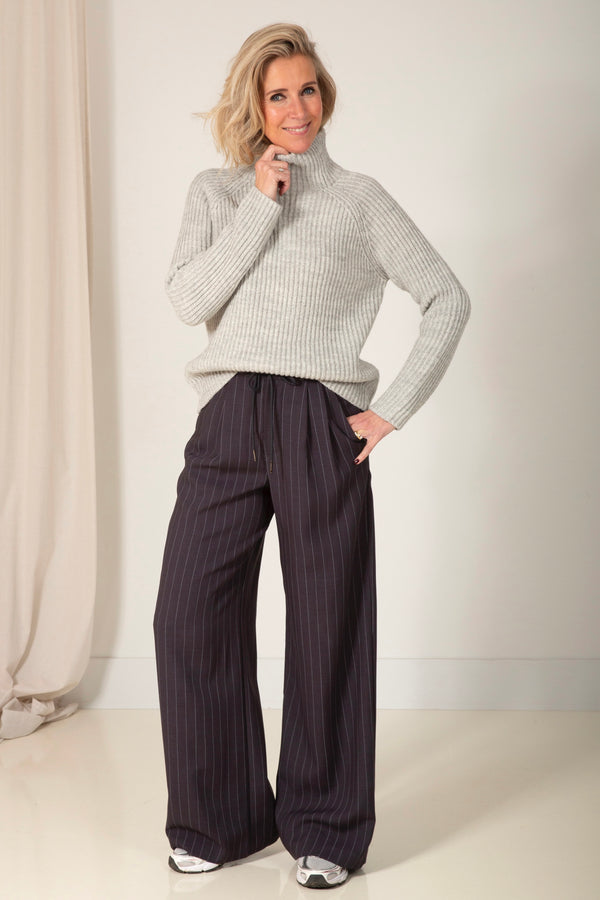 Arwen knit light grey