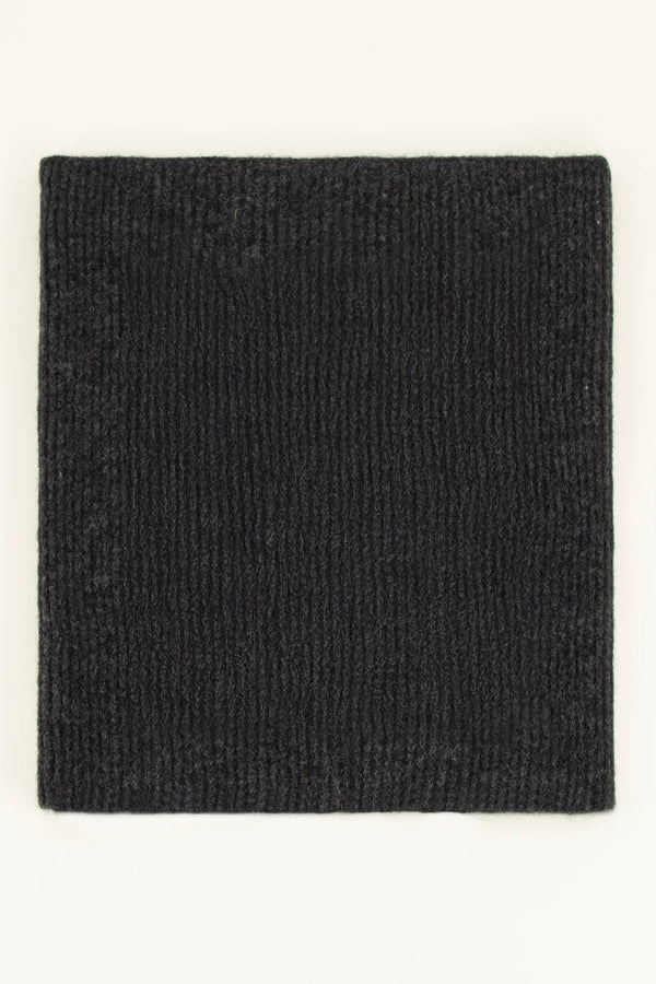 Miwa scarf carbonella
