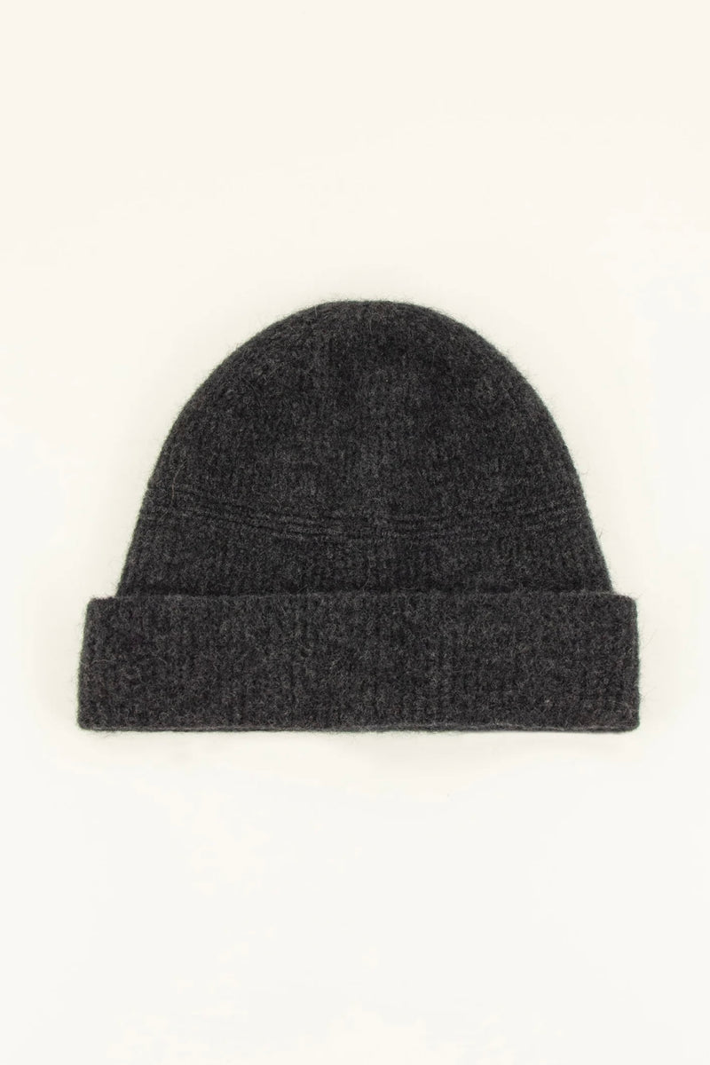 Rowa hat carbonella