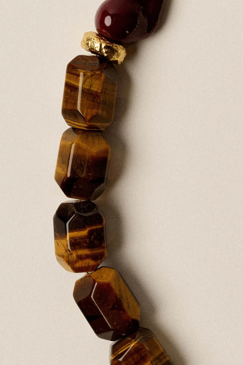 Vylie pearl necklace