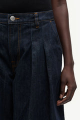 Saharper jeans pleat
