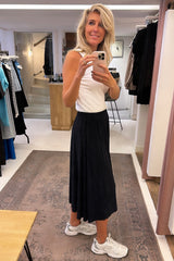 Uma skirt navy