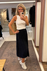 Uma skirt navy